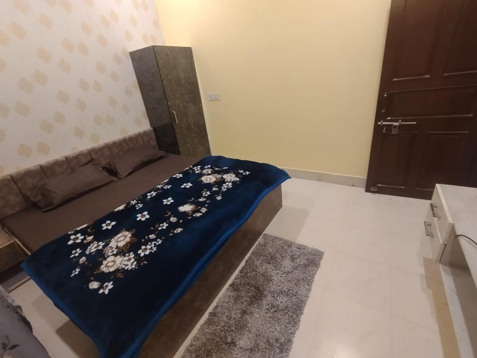 Sudarshan Home Stay Варанаси Экстерьер фото