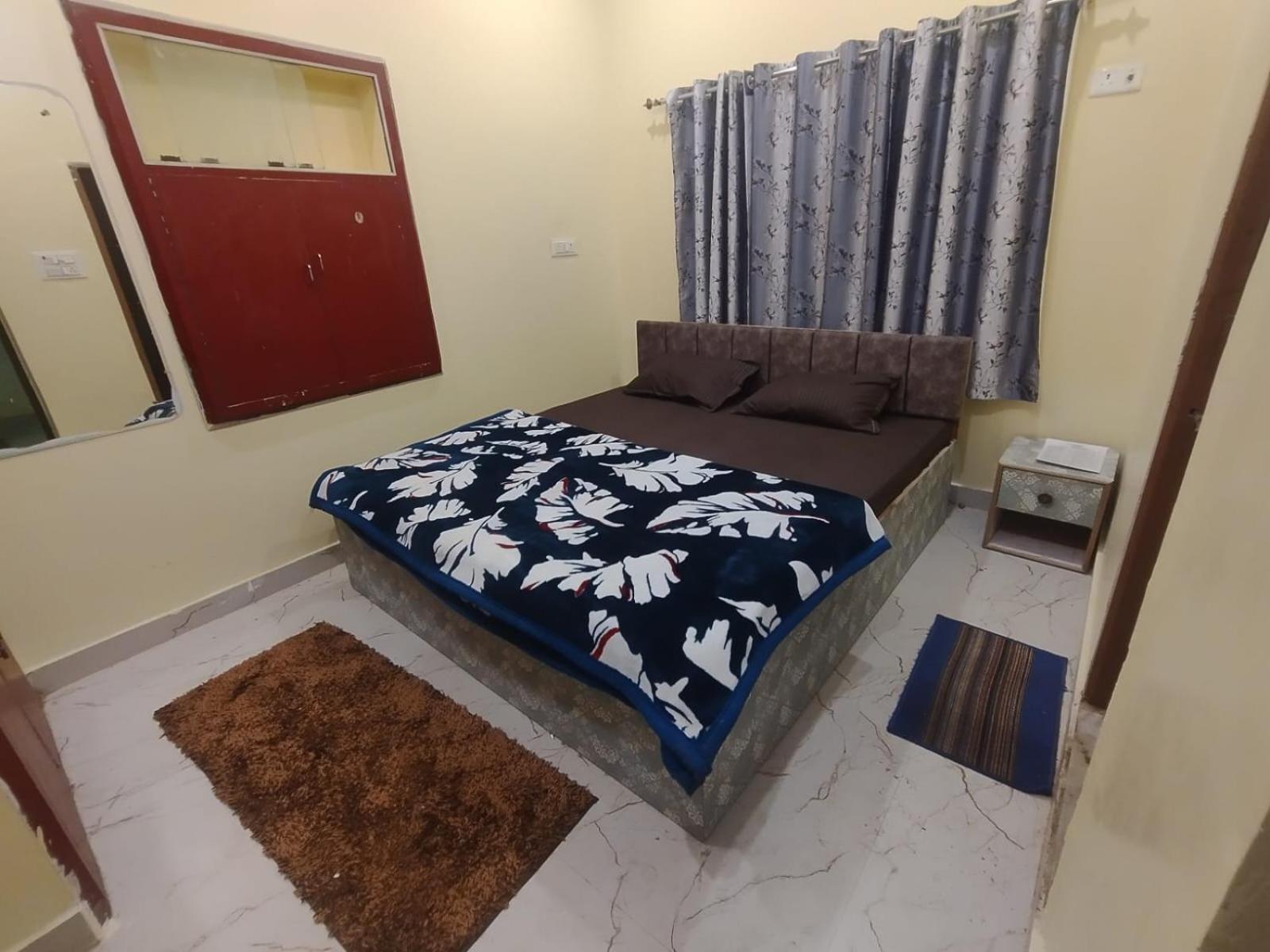 Sudarshan Home Stay Варанаси Экстерьер фото